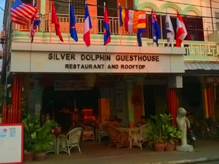Silver Dolphin Guesthouse & Restaurant Kratié Exterior foto